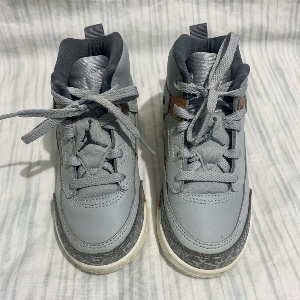 Gray Jordan Sneakers for Toddlers
